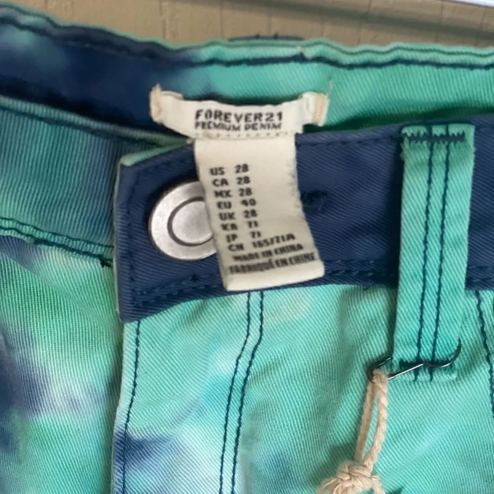 Forever 21 tie dye shorts NWT - Picture 3 of 6